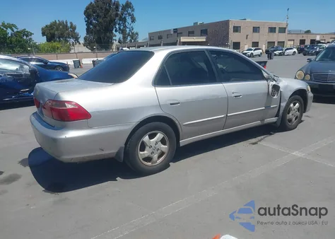 1999 Honda Accord Ex from USA, damaged, VIN 1HGCG5654XA118924